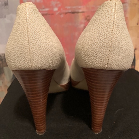 Alfani Luscious Platform Pump - Picture 3 of 4